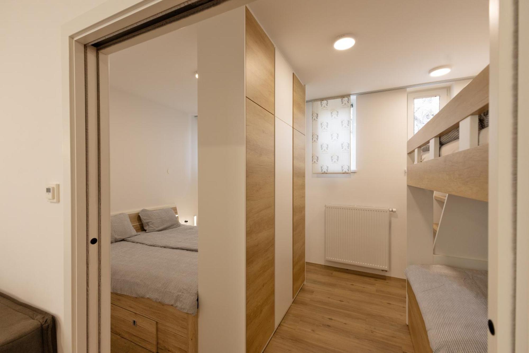 Apartmaji "La Vie Est Belle" Kranjska Gora Eksteriør billede